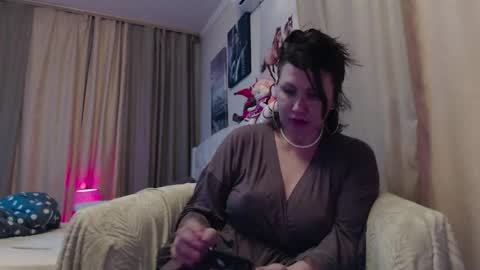 Snapshot of roxolanaa_sexy chatting on 12/03/25, 02:15 ROXOLANAA SEXY online show from 12/03/25, 02:15