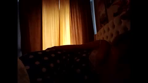 Snapshot of roxolanaa_sexy chatting on 12/05/25, 09:18 ROXOLANAA SEXY online show from 12/05/25, 09:18