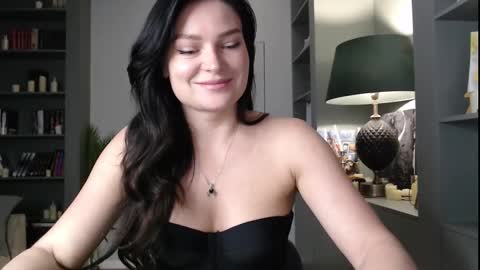 roxxiejet online show from 12/05/25, 08:23