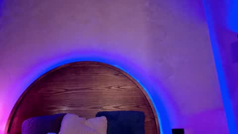 Roxx IG  online show from 10/02/25, 06:37