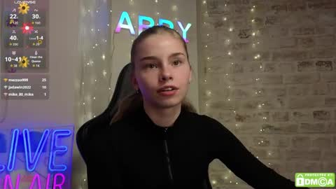 Snapshot of roxxxie_reid chatting on 04/08/26, 07:25 Roxieex ABBY online show from 04/08/26, 07:25