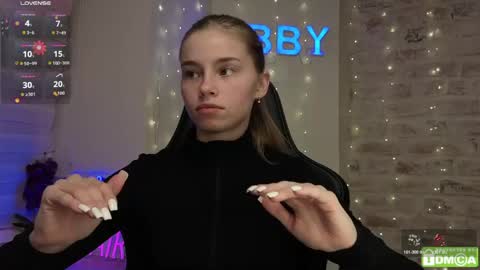 Snapshot of roxxxie_reid chatting on 04/17/26, 06:55 Roxieex ABBY online show from 04/17/26, 06:55