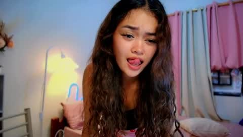 roxxy_blossom online show from 07/16/26, 03:56
