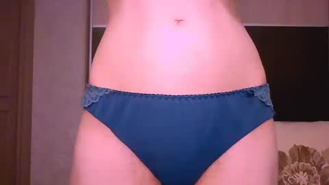 Roxxy Wharton online show from 07/12/26, 11:23