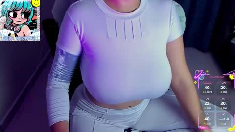 Annah  online show from 11/28/25, 08:06