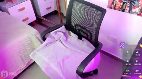 Annah  online show from 07/24/26, 10:57