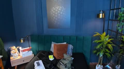 Roxy hell online show from 12/15/25, 12:20