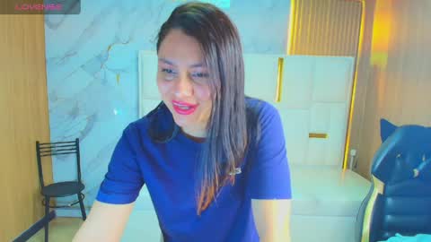 Snapshot of roxy_luxe_tf chatting on 05/02/26, 01:16 Roxy online show from 05/02/26, 01:16
