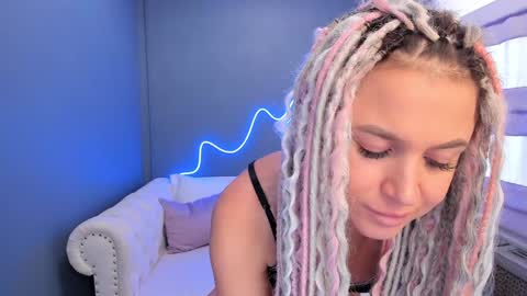 Roxy online show from 12/02/24, 05:15