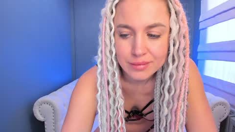 Roxy online show from 12/10/24, 08:08