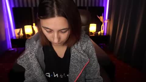 roxy_rayy online show from 12/05/24, 08:55