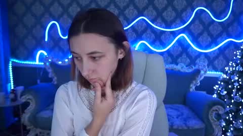 roxy_rayy online show from 12/12/24, 07:48