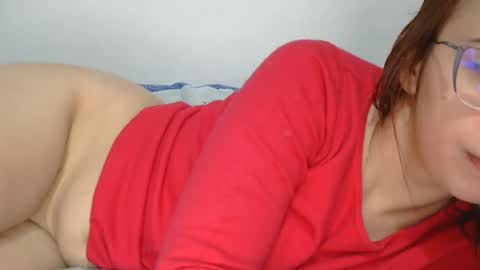 Snapshot of roxy_secrets chatting on 12/09/24, 01:02 roxy secrets online show from 12/09/24, 01:02
