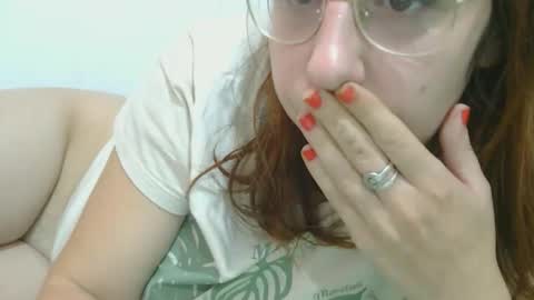 Snapshot of roxy_secrets chatting on 11/03/25, 05:52 roxy secrets online show from 11/03/25, 05:52