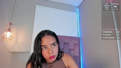 Snapshot of roxy_stone1 chatting on 04/23/26, 08:00 roxy_stone1 online show from 04/23/26, 08:00