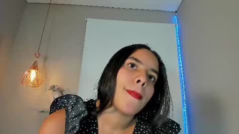 Snapshot of roxy_stone1 chatting on 06/13/26, 07:12 roxy_stone1 online show from 06/13/26, 07:12