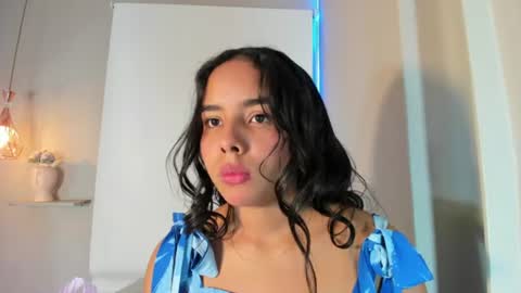 roxy_stone1 online show from 07/10/26, 07:27