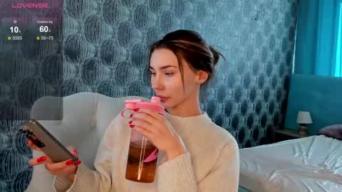 Snapshot of roxy_the_daedevill chatting on 02/07/25, 07:50 roxy_the_daedevill online show from 02/07/25, 07:50