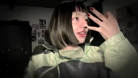 Roxy Independient model Help me to reach 50 thumbs up online show from 07/30/26, 12:31