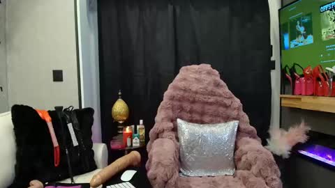 Roxy Diamonde online show from 10/24/25, 12:01