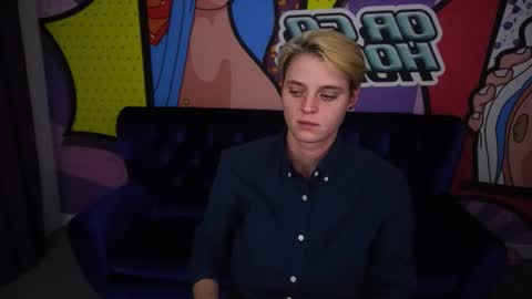 Snapshot of roxyflames chatting on 12/02/25, 03:40 roxyflames online show from 12/02/25, 03:40