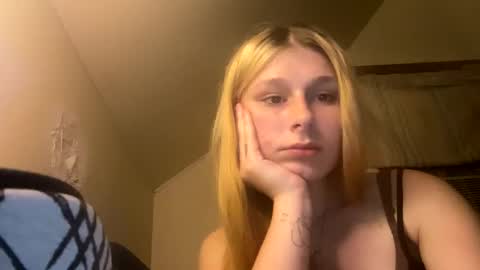 roxyisme online show from 09/15/25, 08:36