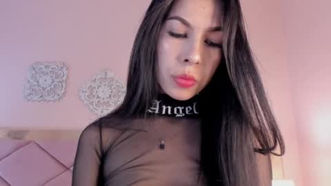 Snapshot of roxyreignn chatting on 09/26/25, 10:25 RoxyReignn online show from 09/26/25, 10:25