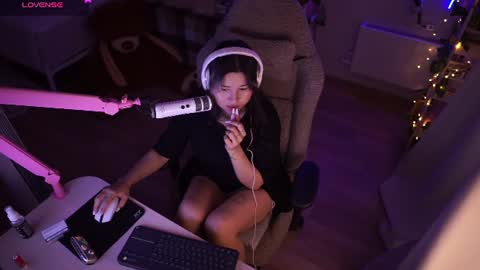 roxysuh online show from 07/31/26, 09:30