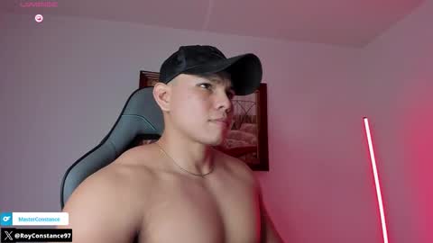 Snapshot of roy__constance chatting on 10/11/25, 04:33 Roy Constance online show from 10/11/25, 04:33