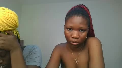 Snapshot of royal_goddes chatting on 01/16/26, 12:20 goddes online show from 01/16/26, 12:20