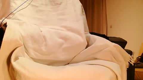 Snapshot of royalcum67 chatting on 04/26/26, 04:59 The genie of the lamp online show from 04/26/26, 04:59