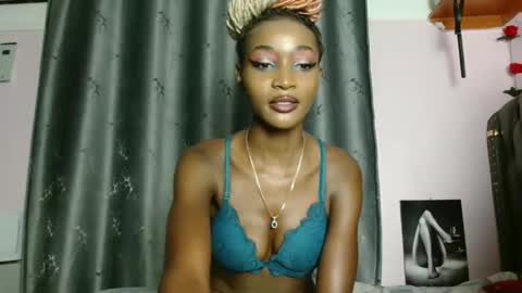 Softluxe online show from 04/09/26, 09:04
