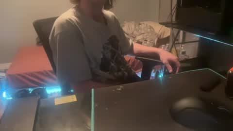 Snapshot of royalty13m chatting on 10/07/25, 08:33 Royalty13m online show from 10/07/25, 08:33