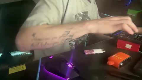 Snapshot of royalty13m chatting on 10/07/25, 08:39 Royalty13m online show from 10/07/25, 08:39