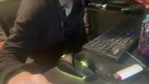 Snapshot of royalty13m chatting on 10/25/25, 03:36 Royalty13m online show from 10/25/25, 03:36