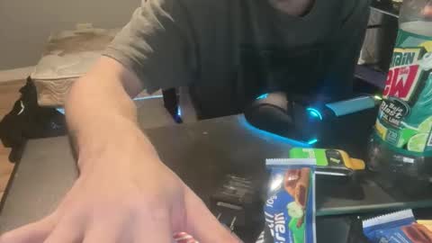 Snapshot of royalty13m chatting on 11/17/25, 03:29 Royalty13m online show from 11/17/25, 03:29