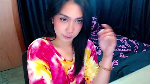 Prince and Princess online show from 06/10/26, 03:07