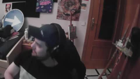 royer04 online show from 10/24/25, 06:54