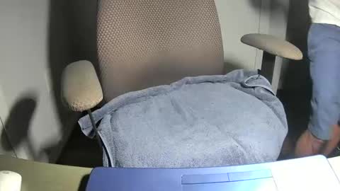 Snapshot of royer8650 chatting on 11/01/25, 12:40 Lookingaround online show from 11/01/25, 12:40