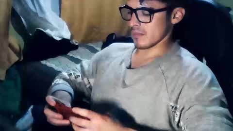 Snapshot of rpaulo25 chatting on 09/17/25, 11:17 rpaulo25 online show from 09/17/25, 11:17