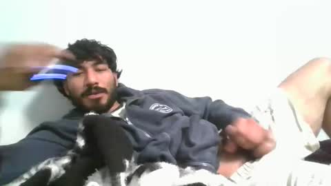 Snapshot of rshjayy chatting on 11/17/25, 01:33 rshjayy online show from 11/17/25, 01:33