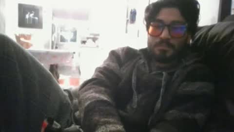 Snapshot of rshjayy chatting on 11/22/25, 04:00 rshjayy online show from 11/22/25, 04:00