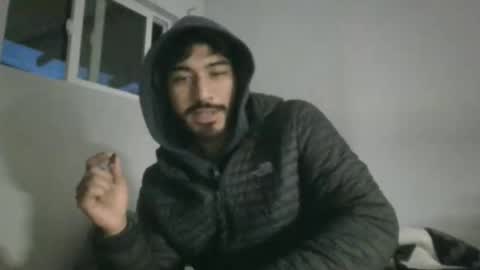 Snapshot of rshjayy chatting on 11/26/25, 01:28 rshjayy online show from 11/26/25, 01:28