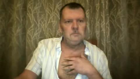Snapshot of rsl1963 chatting on 11/06/25, 09:21 rsl1963 online show from 11/06/25, 09:21