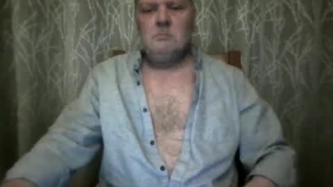 Snapshot of rsl1963 chatting on 02/19/26, 05:25 rsl1963 online show from 02/19/26, 05:25