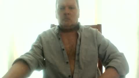 Snapshot of rsl1963 chatting on 02/19/26, 07:32 rsl1963 online show from 02/19/26, 07:32