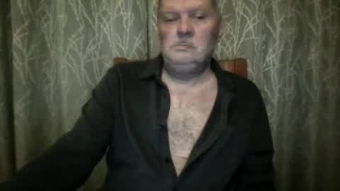 Snapshot of rsl1963 chatting on 04/23/26, 08:57 rsl1963 online show from 04/23/26, 08:57
