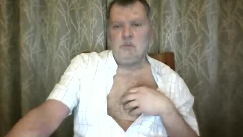 Snapshot of rsl1963 chatting on 05/19/26, 04:19 rsl1963 online show from 05/19/26, 04:19