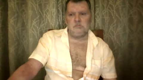Snapshot of rsl1963 chatting on 06/02/26, 05:53 rsl1963 online show from 06/02/26, 05:53