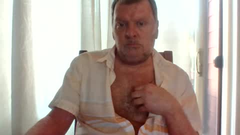 Snapshot of rsl1963 chatting on 06/02/26, 05:59 rsl1963 online show from 06/02/26, 05:59